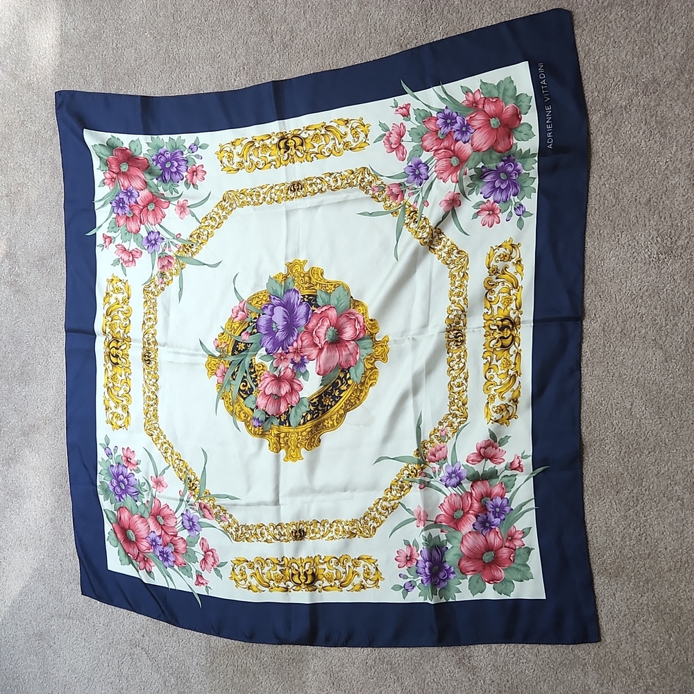 LARGE ADRIENNE VITTADINI 100% SILK FLORAL BAROQUE PRINT